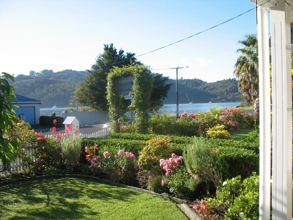 Rosalie On Albert B&B Whitianga Exterior foto