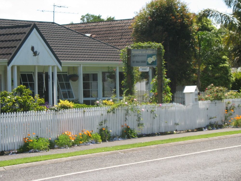 Rosalie On Albert B&B Whitianga Exterior foto