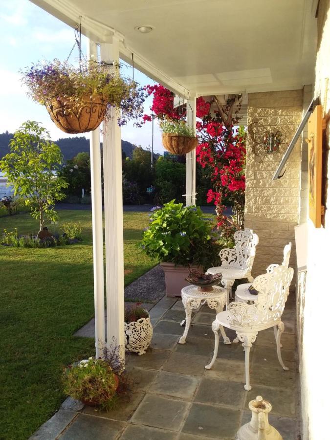 Rosalie On Albert B&B Whitianga Exterior foto